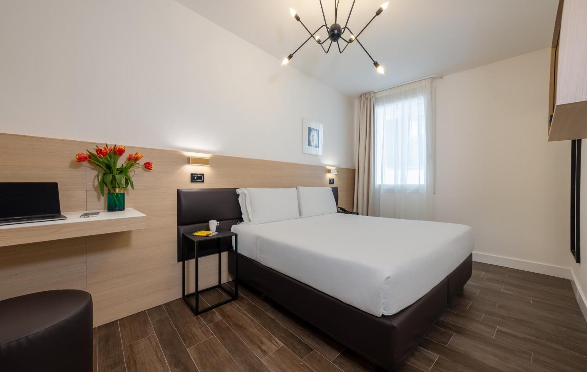 Globus Urban Hotel Florencia Exterior foto